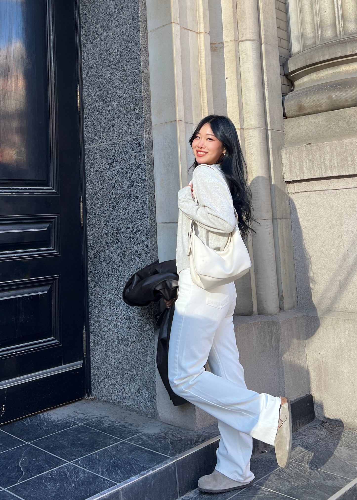 SANDY WHITE JEANS